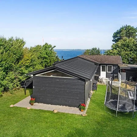Hébergement de vacances Nice In With 4 Bedrooms, Sauna And Wifi Millinge