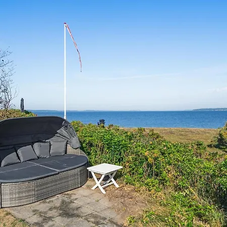 Hébergement de vacances Nice In With 4 Bedrooms, Sauna And Wifi Millinge