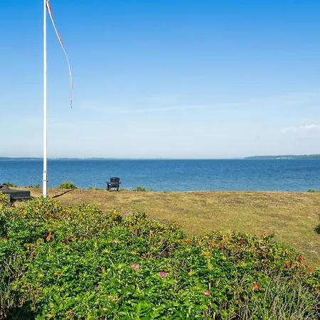 Hébergement de vacances Nice In With 4 Bedrooms, Sauna And Wifi Millinge